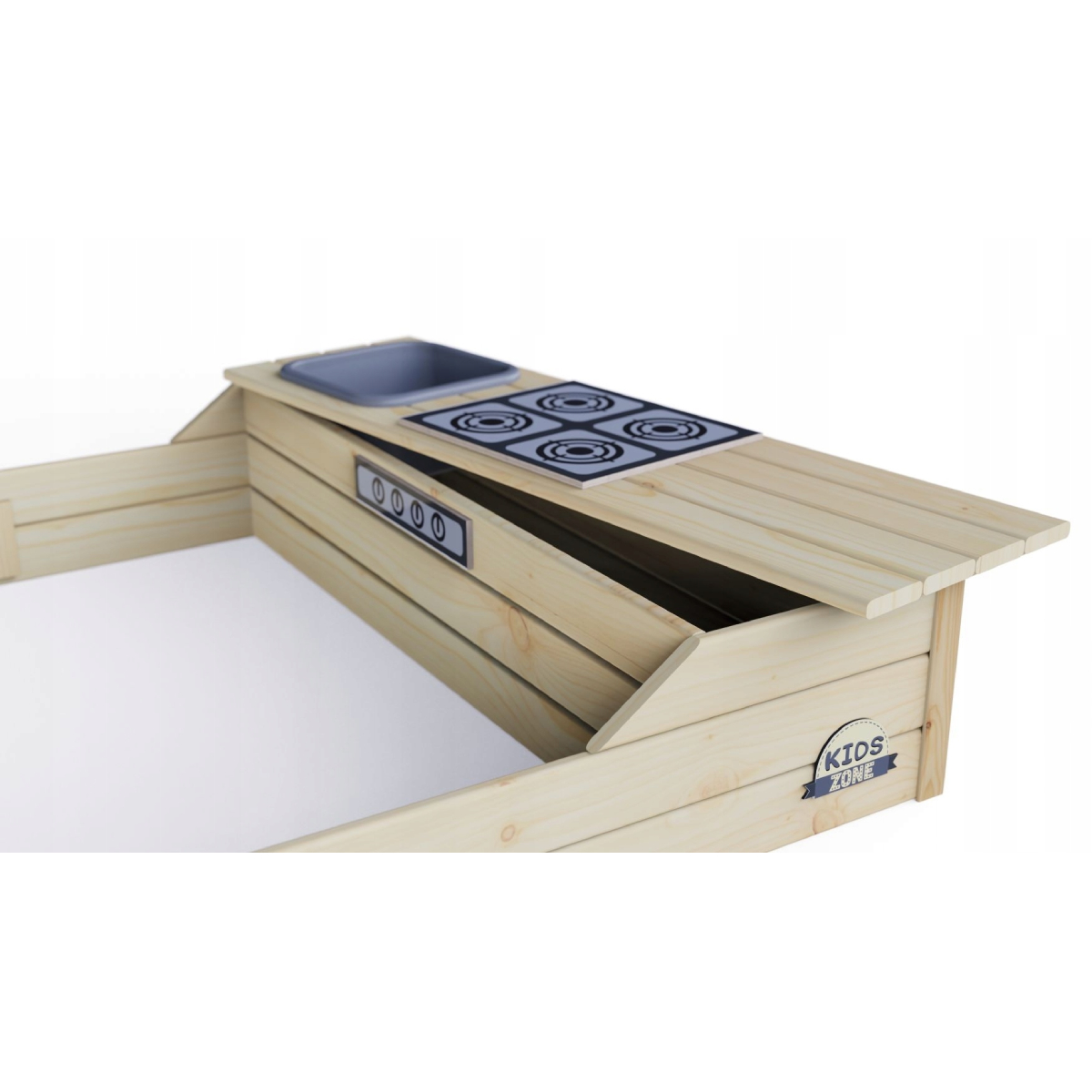 pieskovisko-pre-deti-drevene-s-detskou-kuchynkou-detail-na-kuchynku